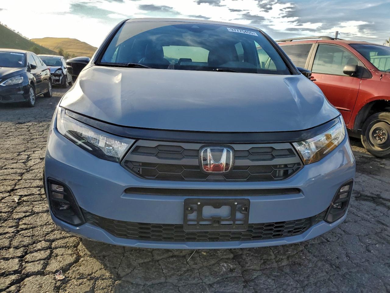 2025 HONDA ODYSSEY SPORT-L photo 5
