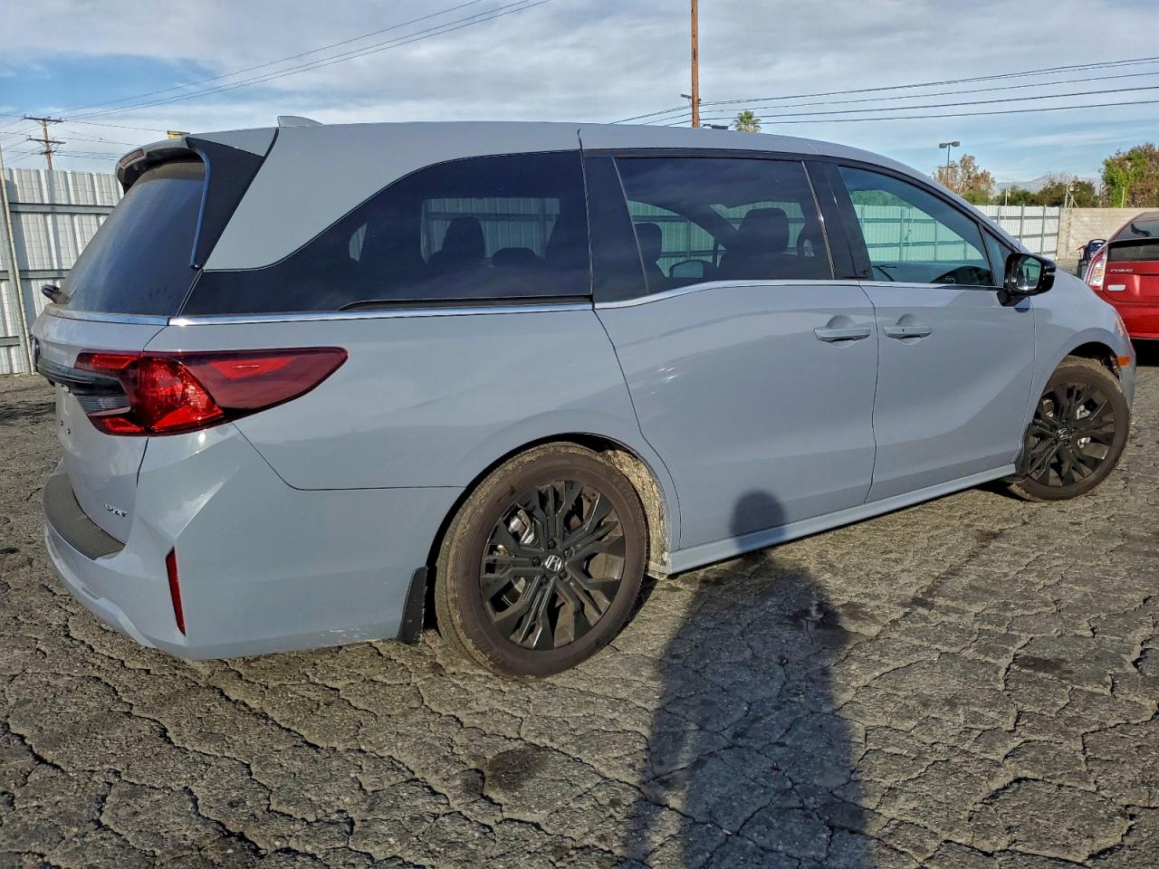 2025 HONDA ODYSSEY SPORT-L photo 3