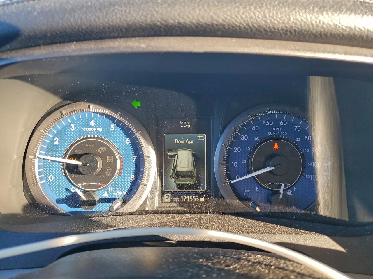 2017 TOYOTA SIENNA XLE photo 9