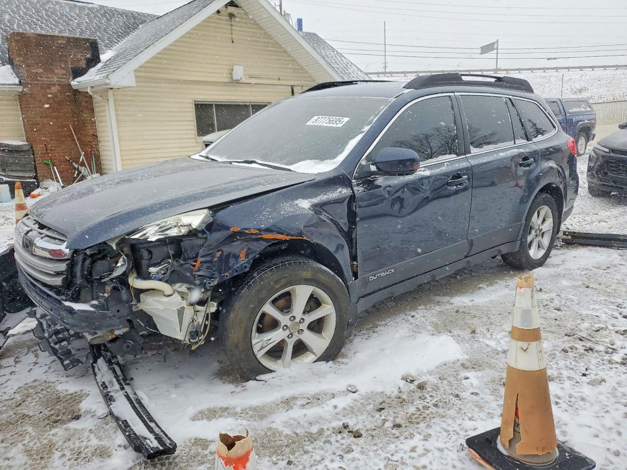 2014 SUBARU OUTBACK