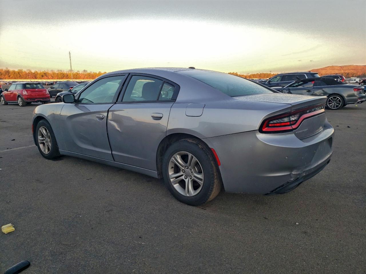 2016 DODGE CHARGER SE photo 2