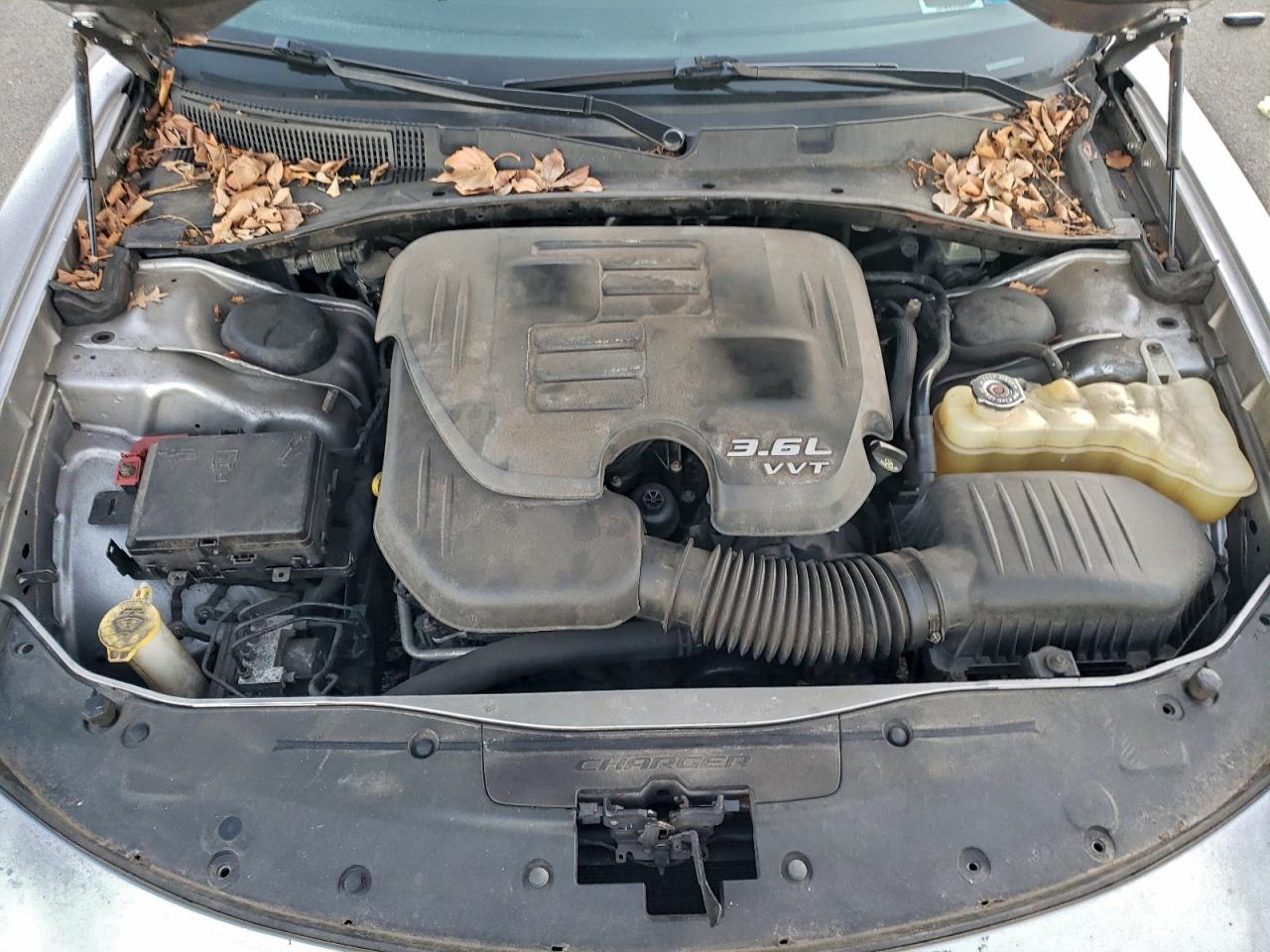 2016 DODGE CHARGER SE photo 11