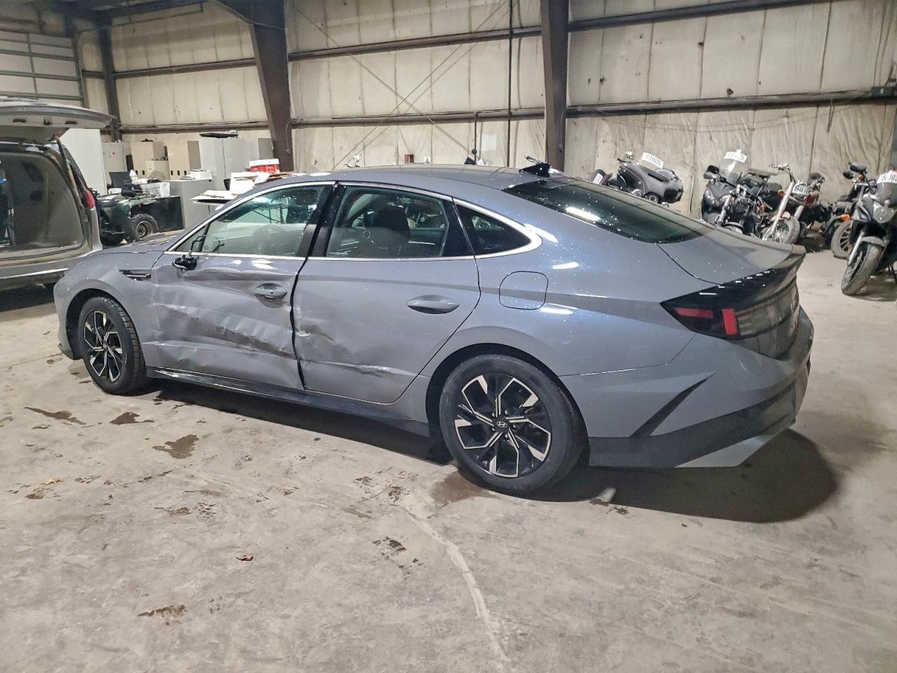 2024 HYUNDAI SONATA SEL photo 2