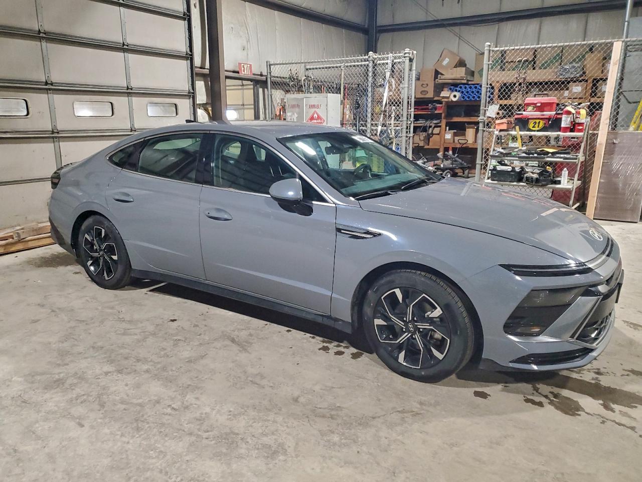 2024 HYUNDAI SONATA SEL photo 4