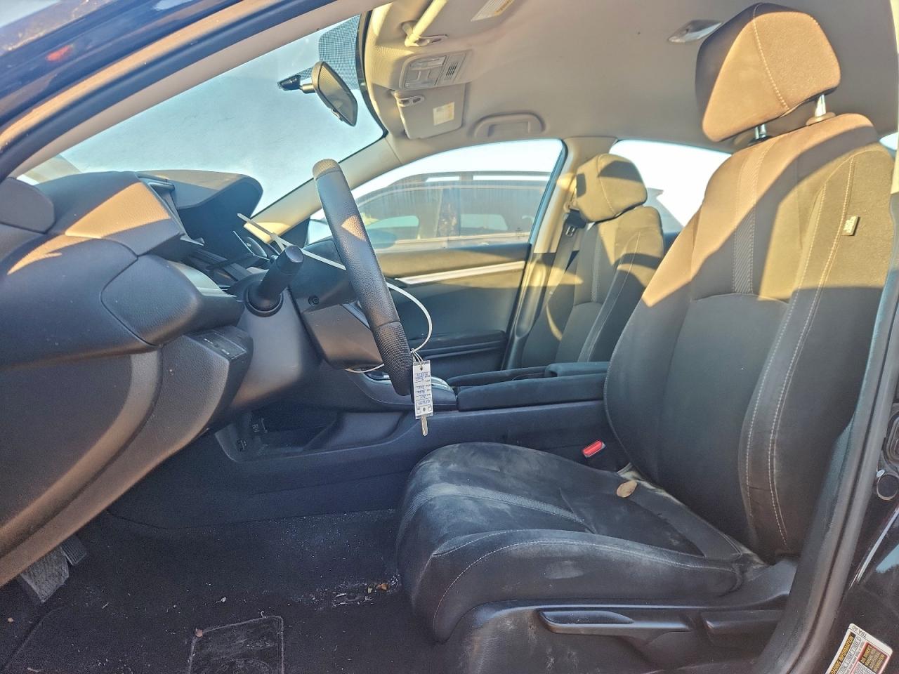 2017 HONDA CIVIC LX photo 7