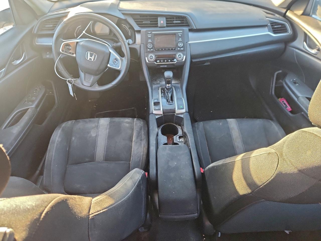 2017 HONDA CIVIC LX photo 8