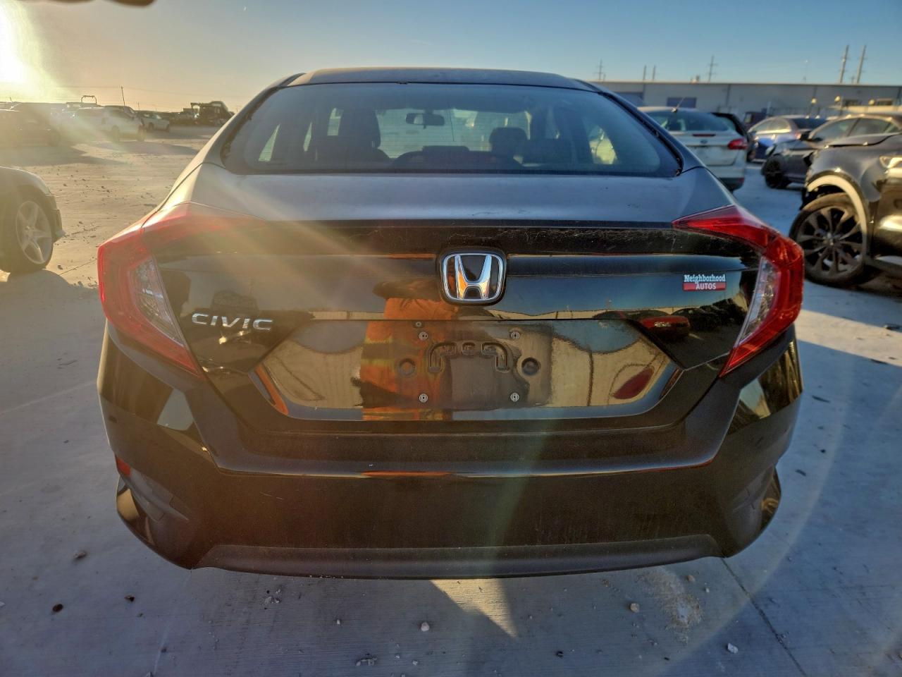 2017 HONDA CIVIC LX photo 6