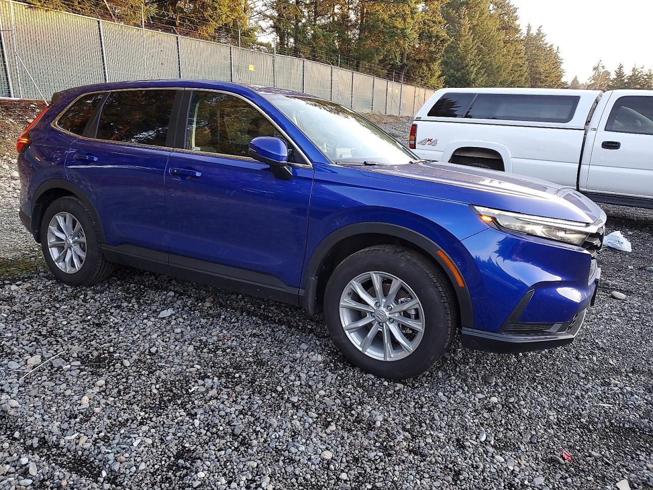 2025 HONDA CR-V EX photo 4