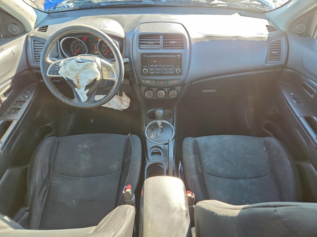2015 MITSUBISHI OUTLANDER SPORT ES photo 8
