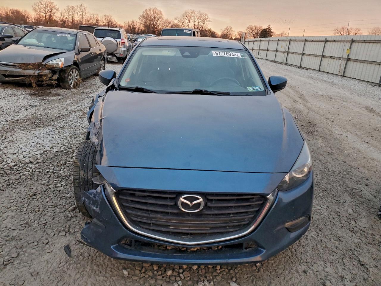 2018 MAZDA 3 TOURING photo 5
