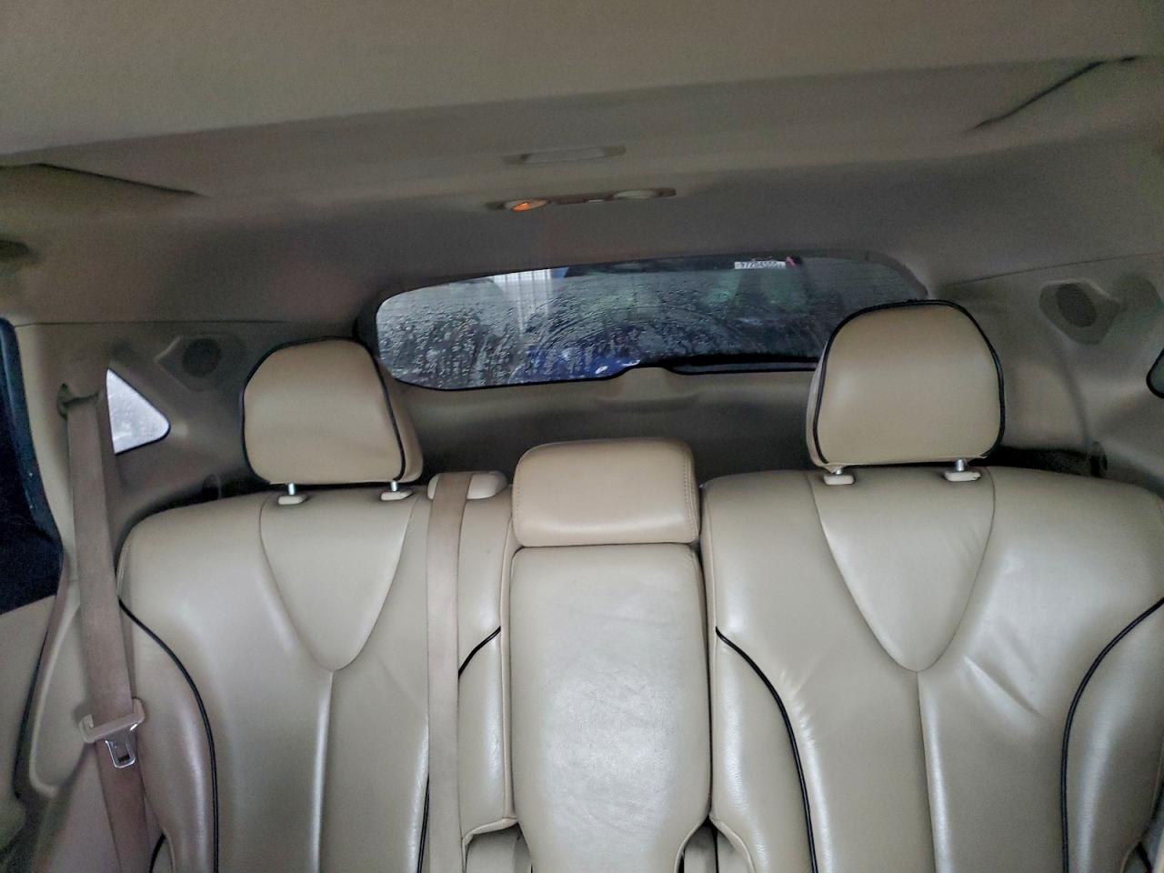 2009 TOYOTA VENZA photo 10