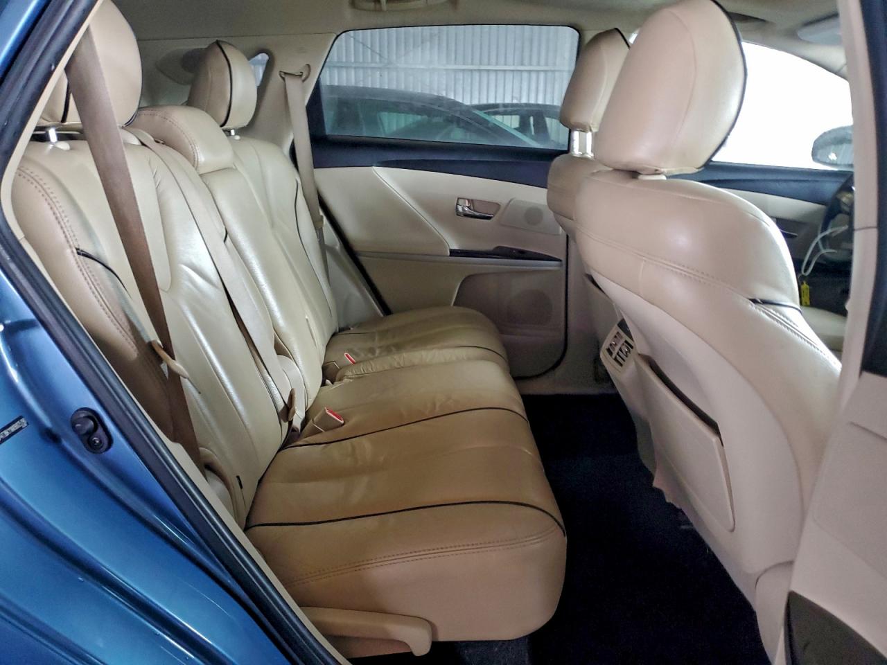 2009 TOYOTA VENZA photo 11