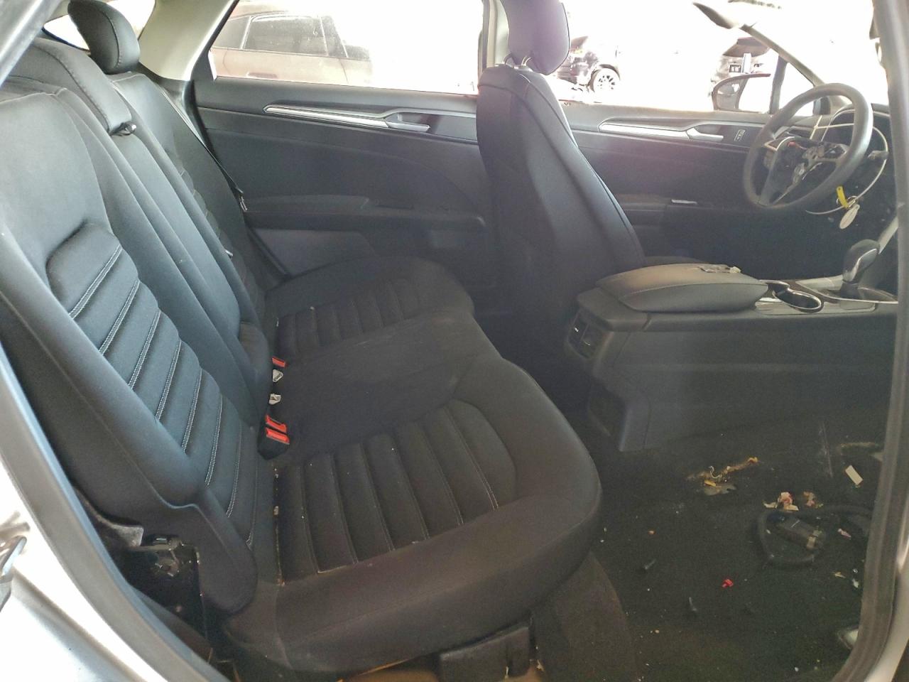 2014 FORD FUSION SE photo 10