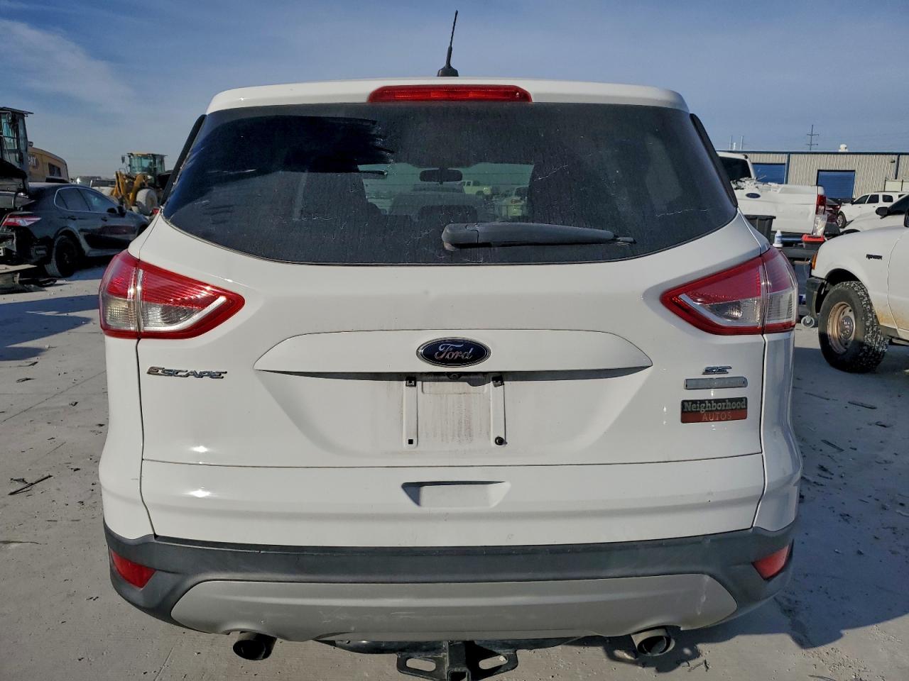 2016 FORD ESCAPE SE photo 11