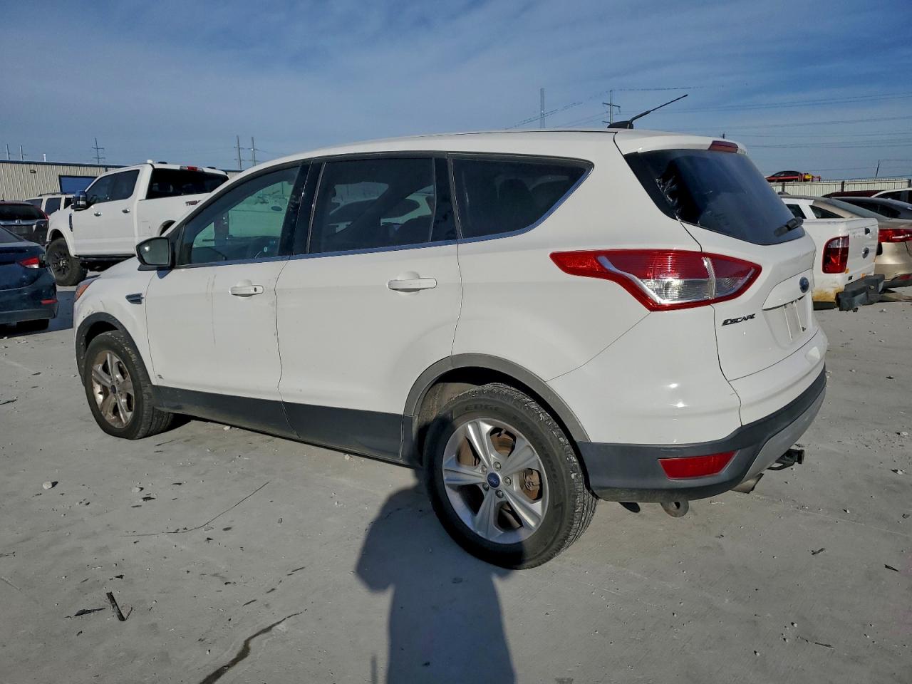 2016 FORD ESCAPE SE photo 3