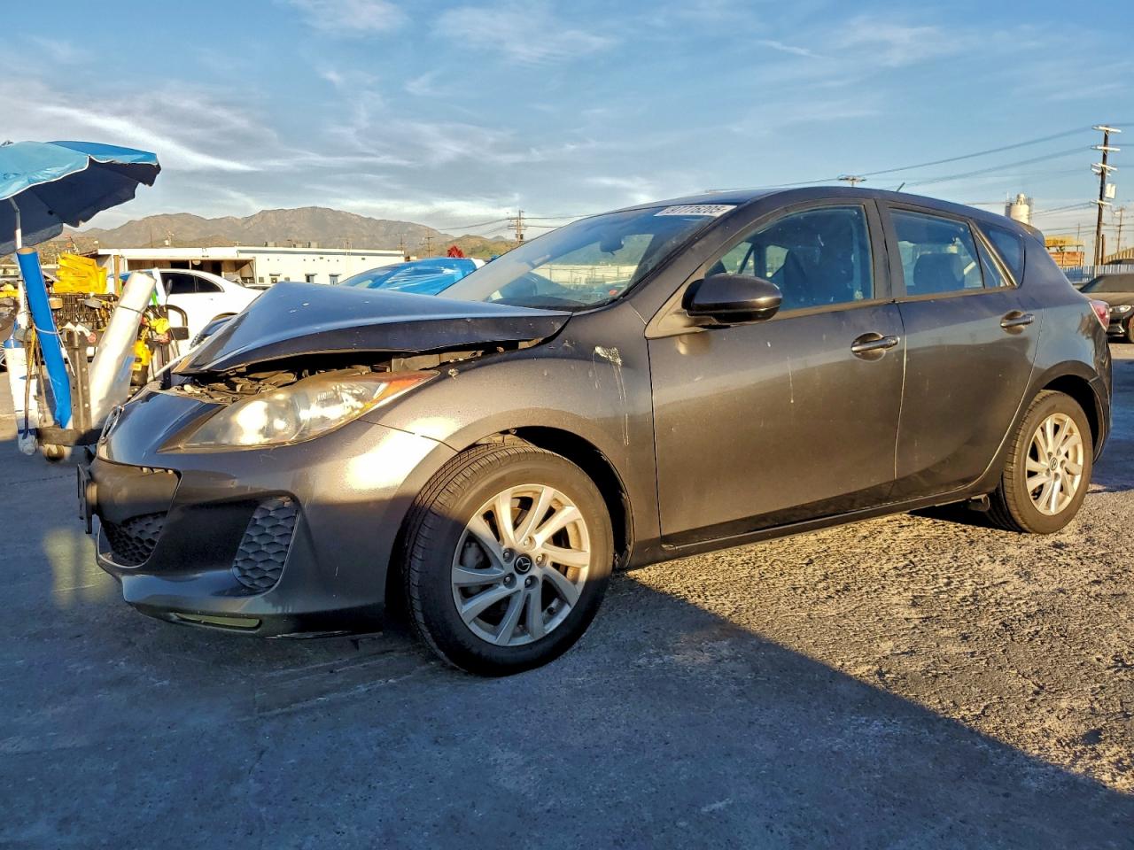 2013 MAZDA 3