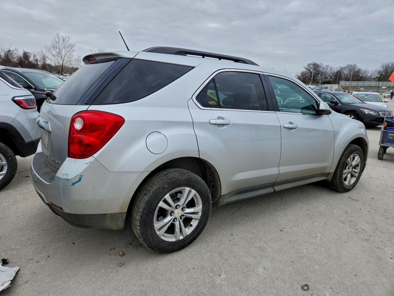 2013 CHEVROLET EQUINOX LT photo 3