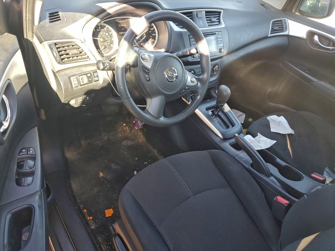 2018 NISSAN SENTRA S photo 8