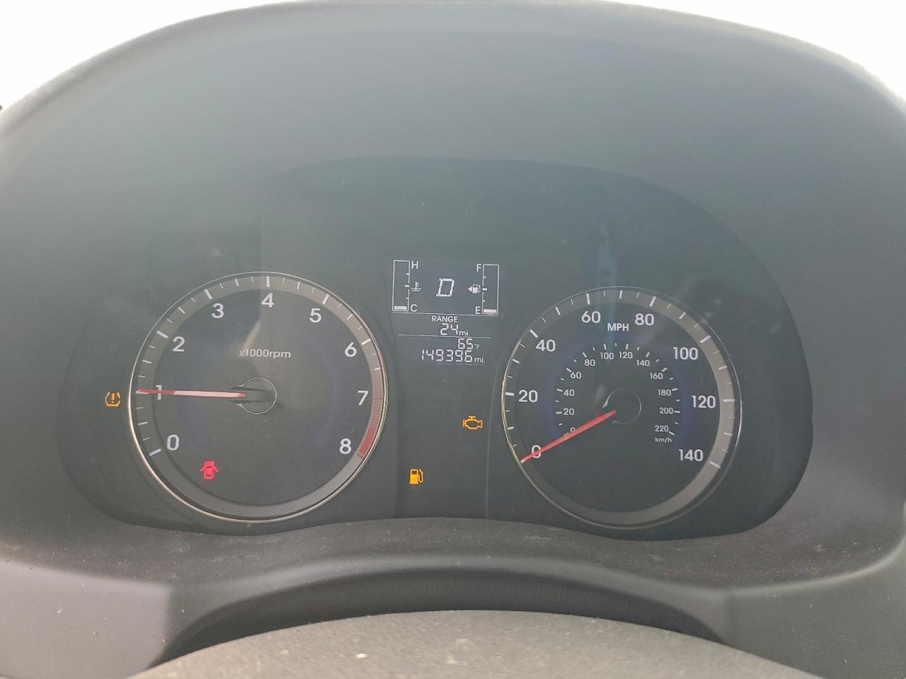 2017 HYUNDAI ACCENT SE photo 9