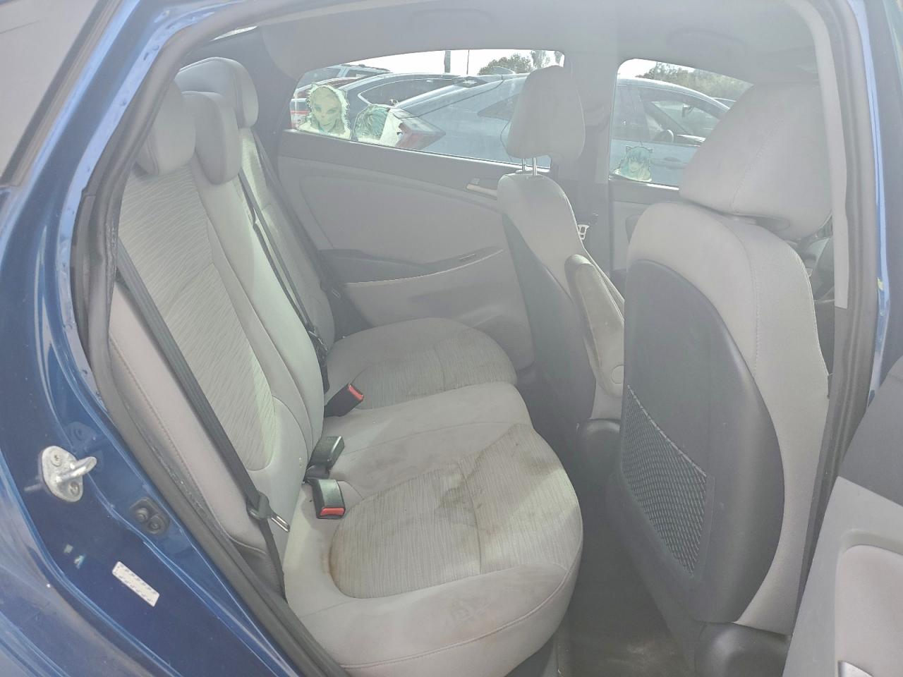 2017 HYUNDAI ACCENT SE photo 10