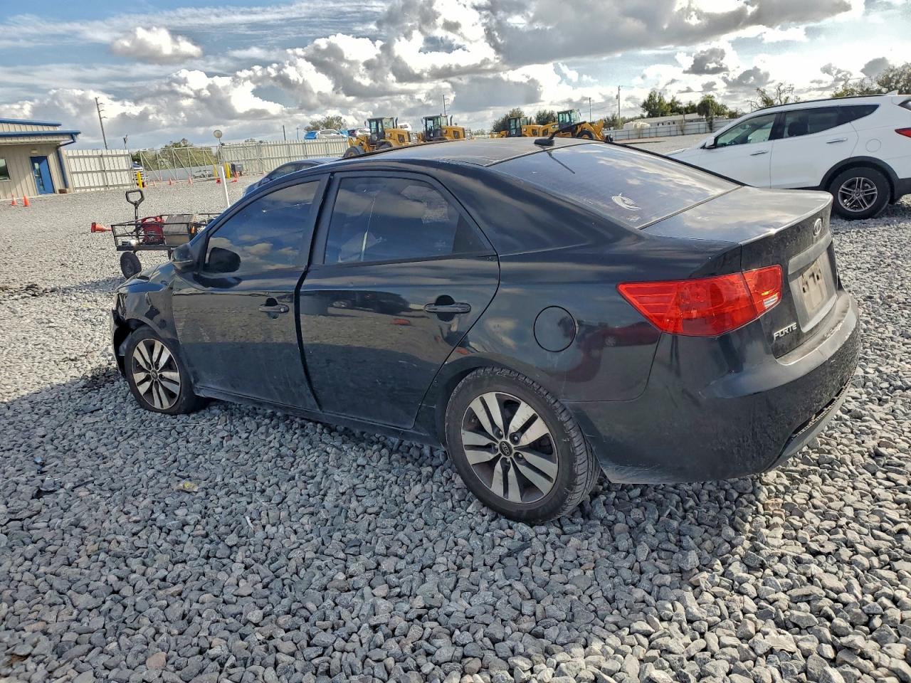 2013 KIA FORTE EX photo 2