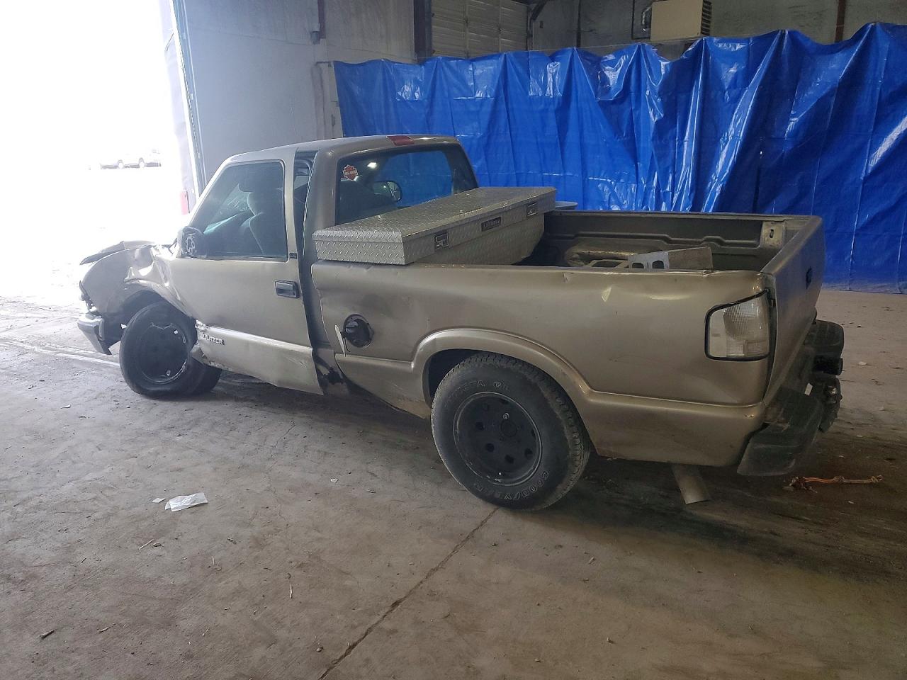 1999 CHEVROLET S TRUCK S10 photo 3