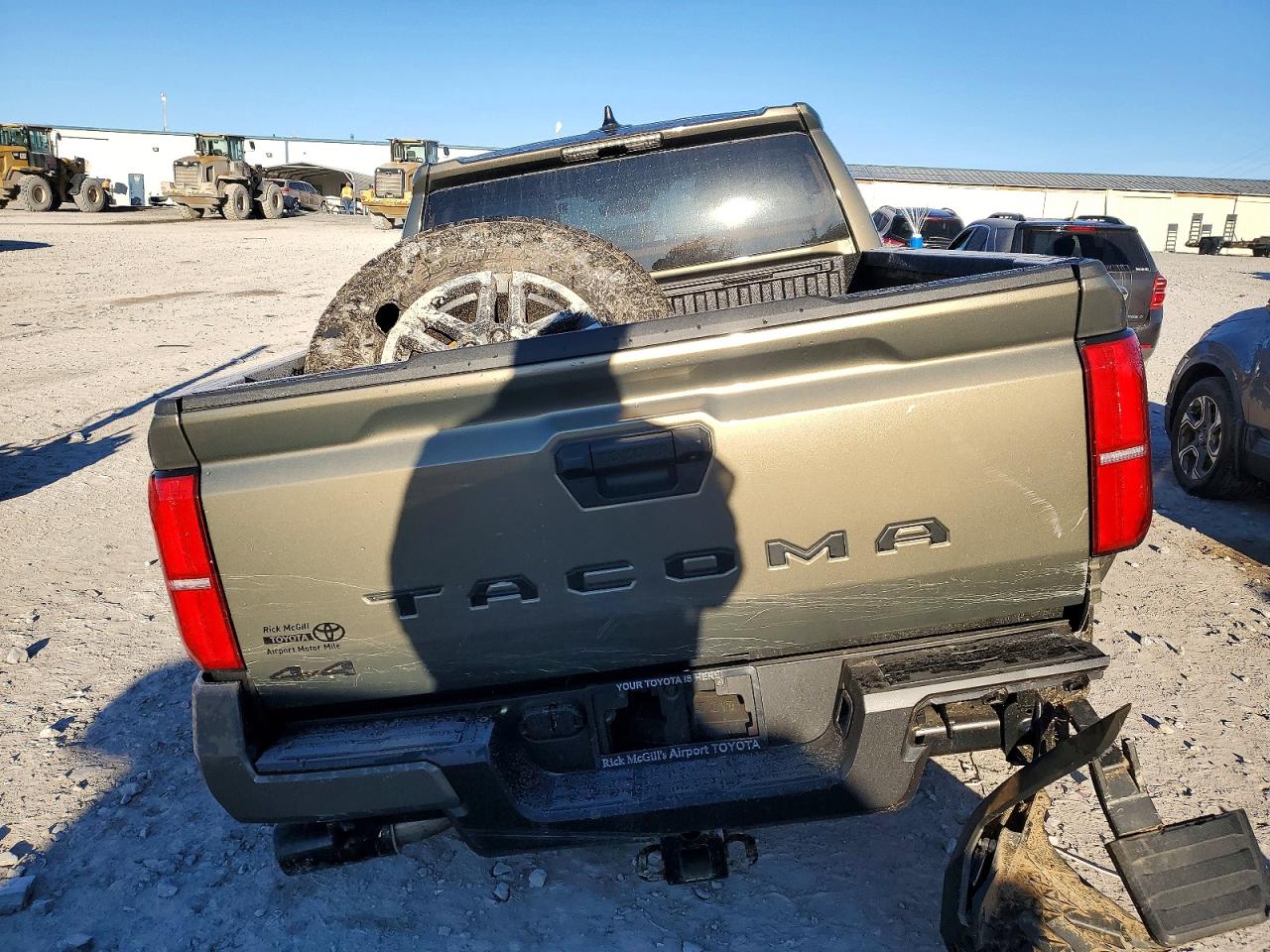 2025 TOYOTA TACOMA DOUBLE CAB photo 6