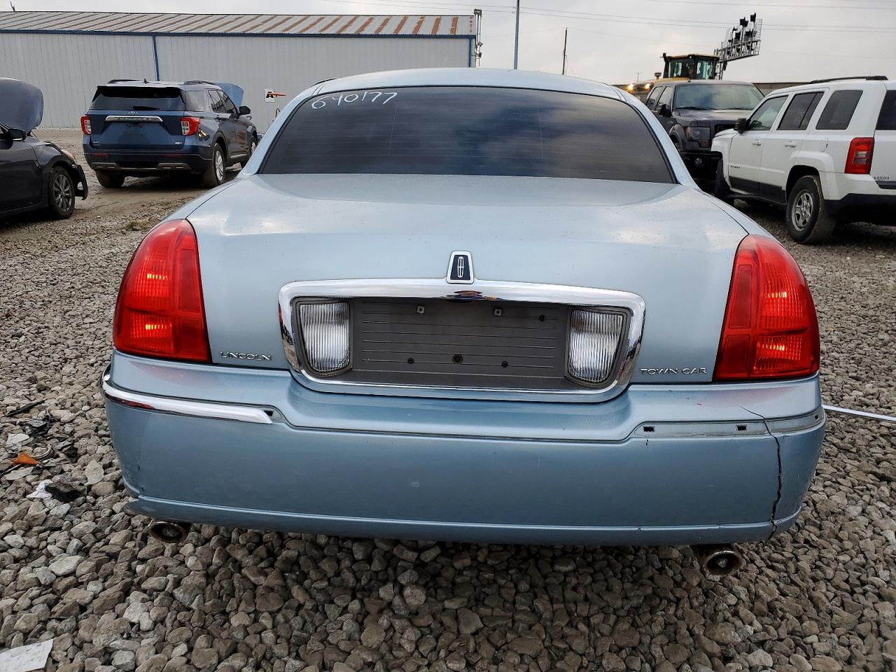 2006 LINCOLN TOWN CAR DESIGNER photo 6