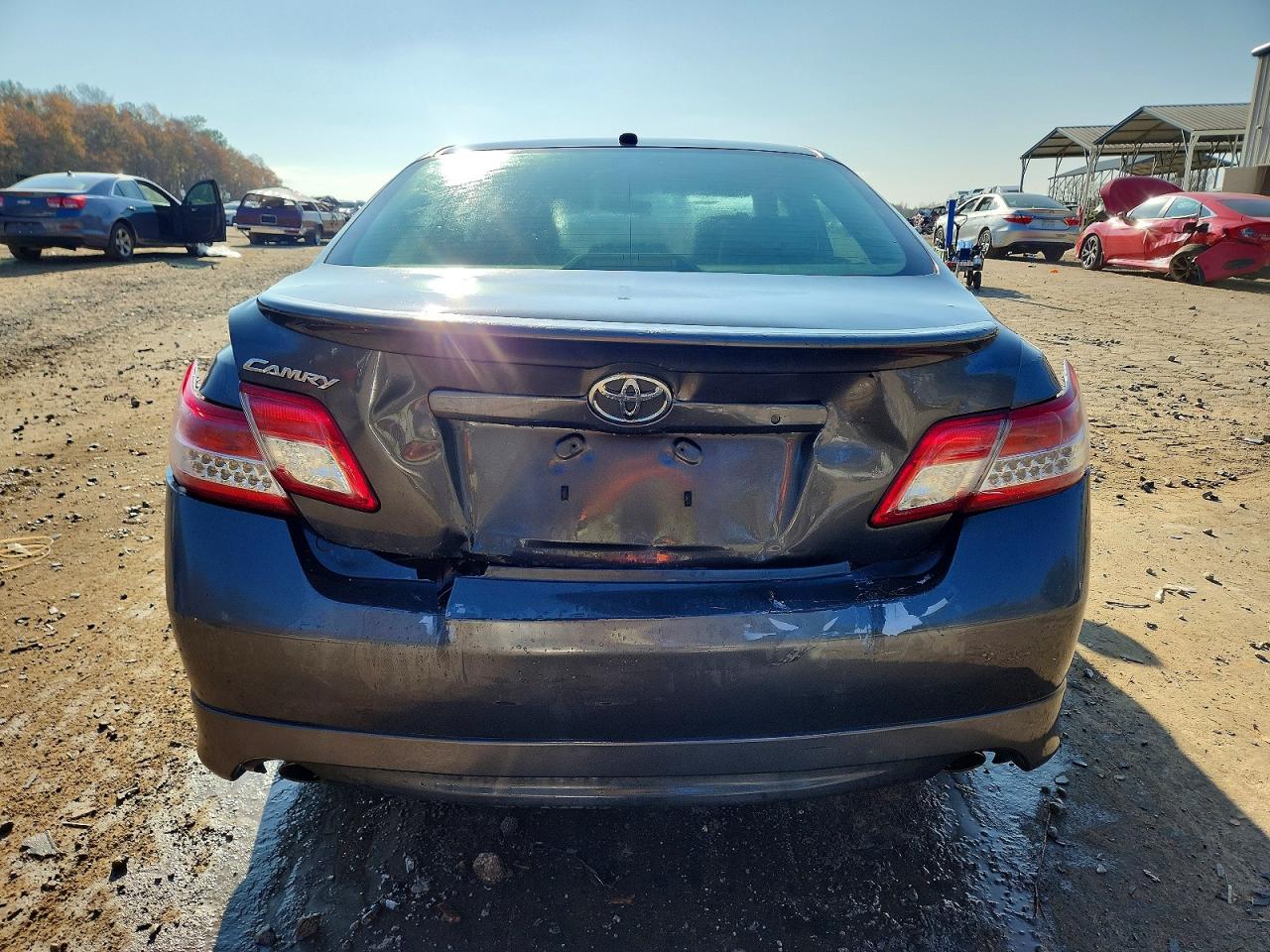 2011 TOYOTA CAMRY BASE photo 6