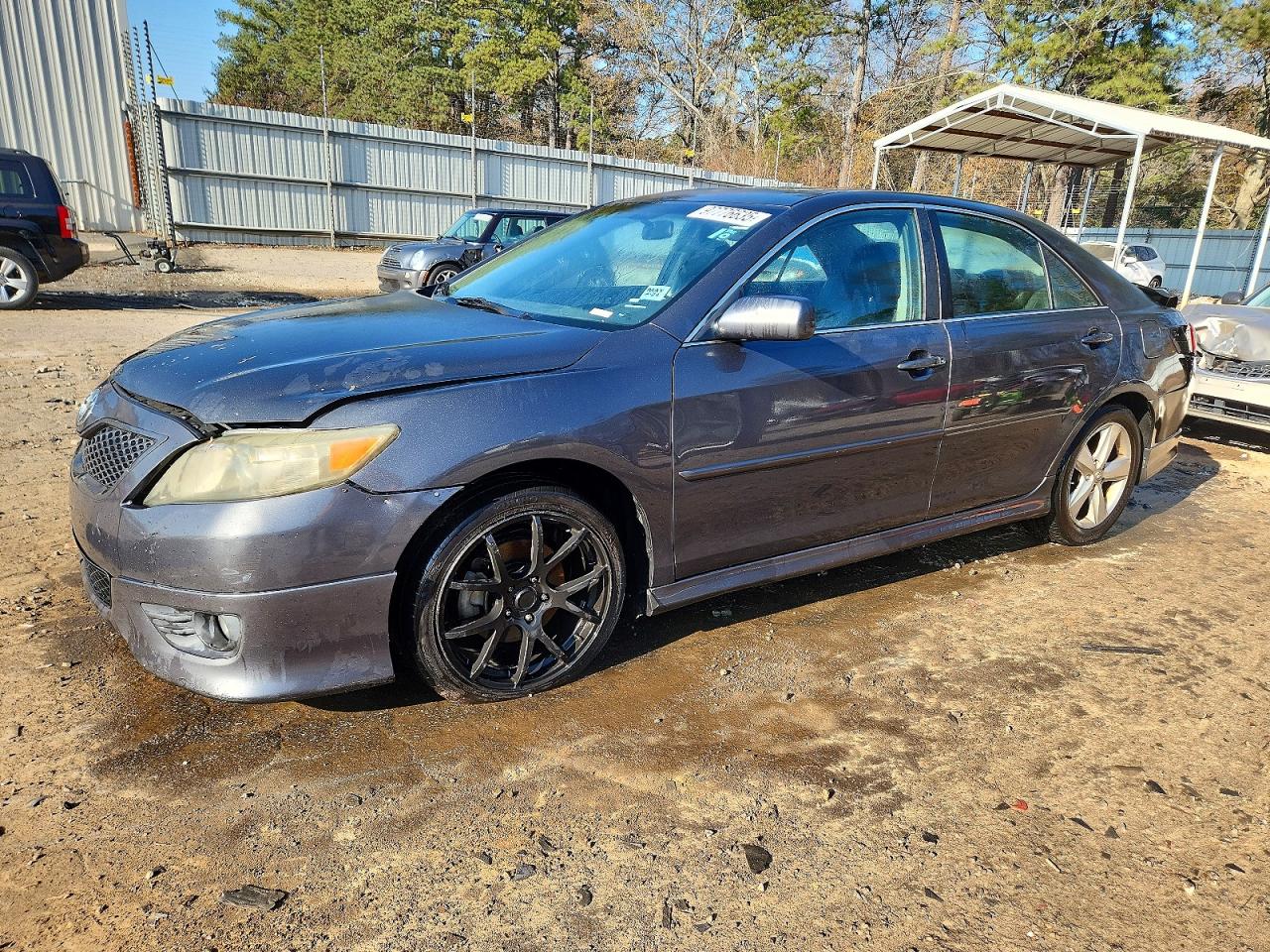 2011 TOYOTA CAMRY