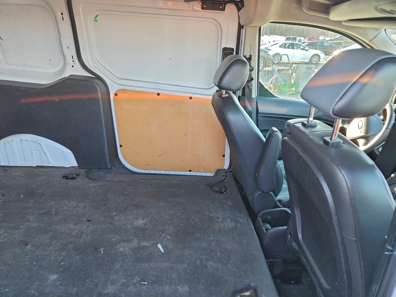 2015 FORD TRANSIT CONNECT XL photo 11