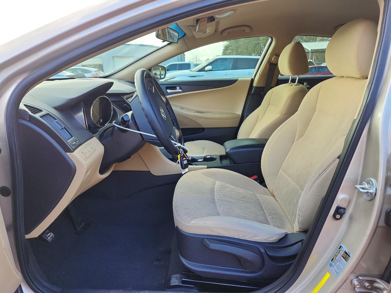 2011 HYUNDAI SONATA GLS photo 7