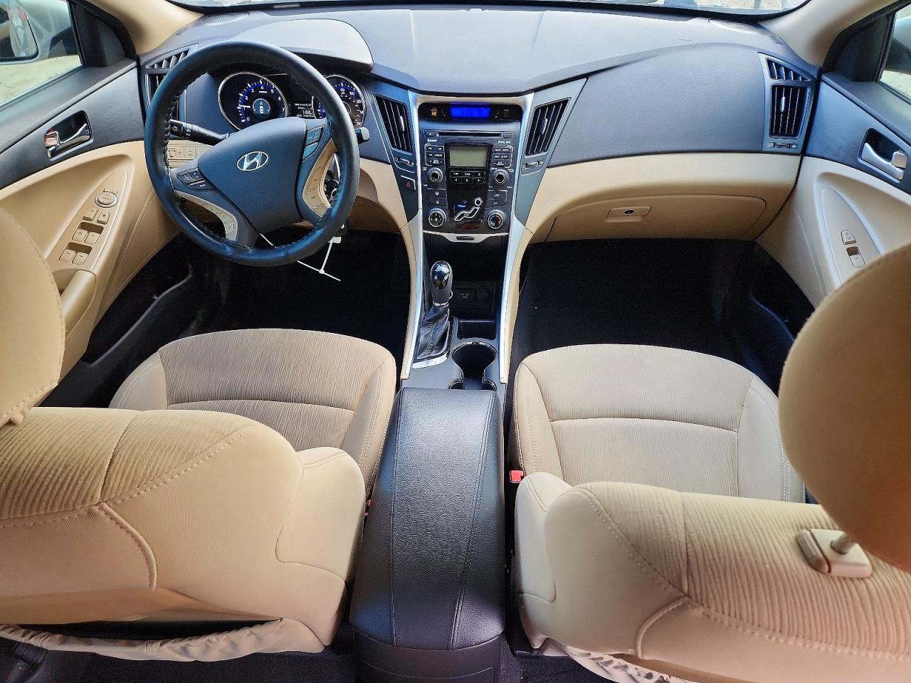 2011 HYUNDAI SONATA GLS photo 8