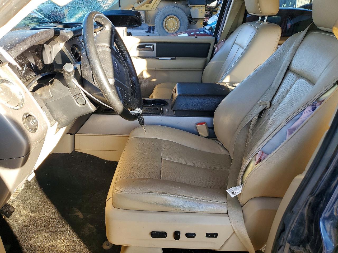 2017 FORD EXPEDITION EL XLT photo 7