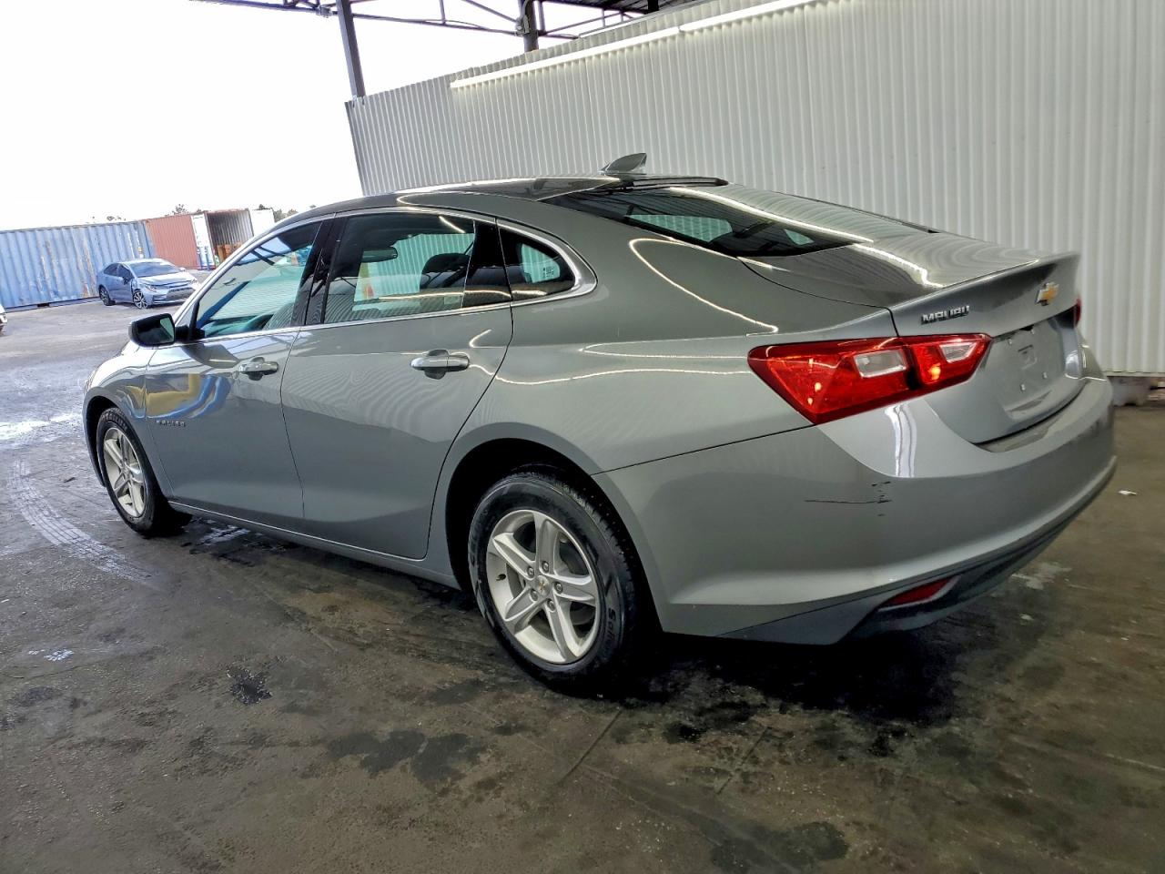 2023 CHEVROLET MALIBU LT photo 3