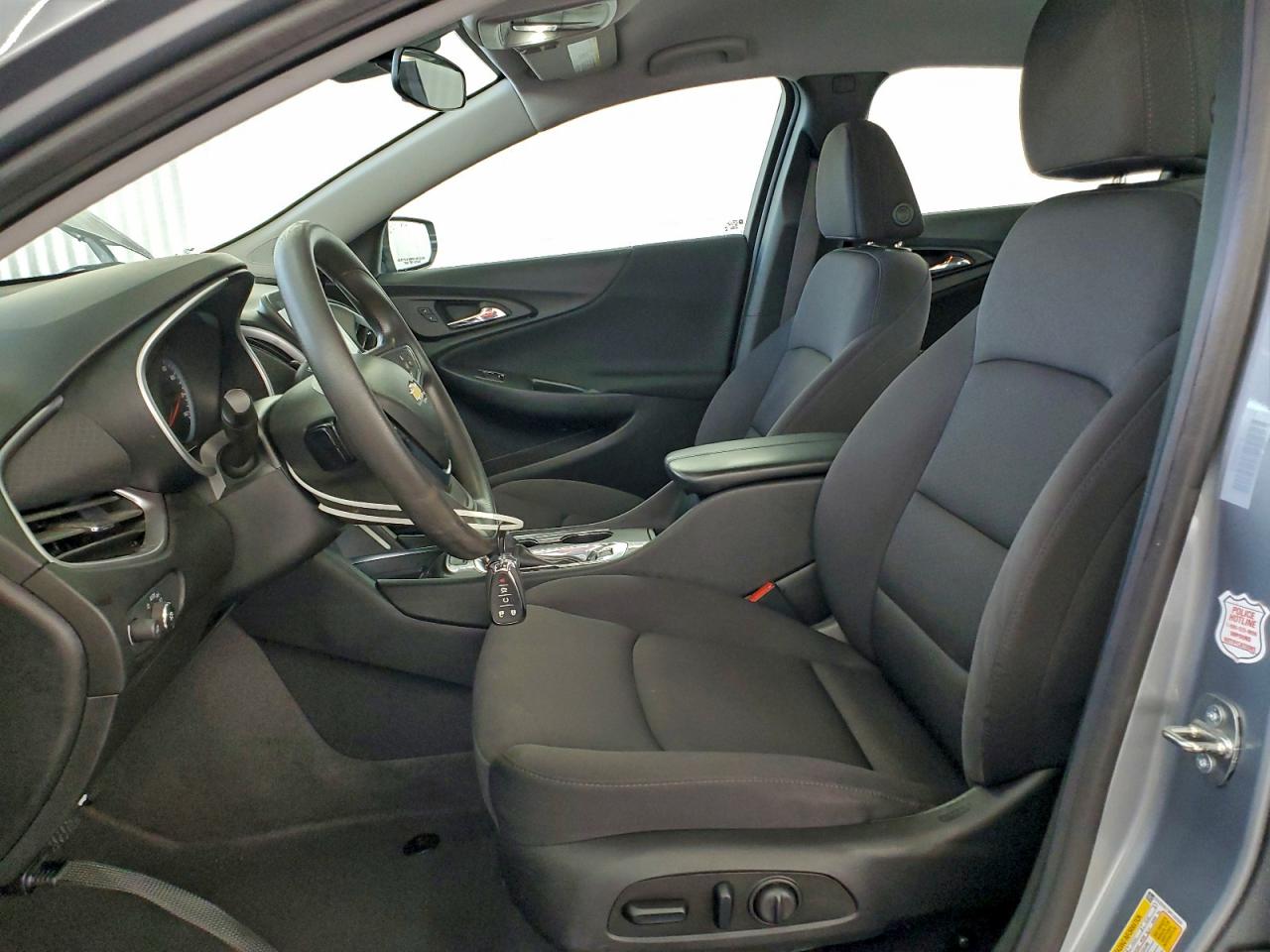 2023 CHEVROLET MALIBU LT photo 13