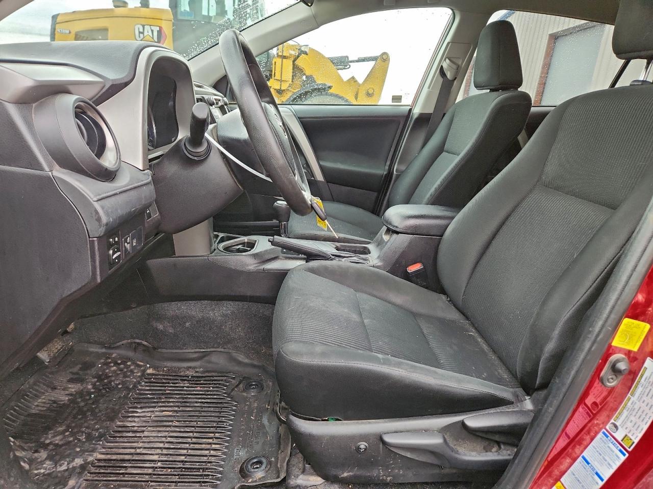 2018 TOYOTA RAV4 LE photo 7