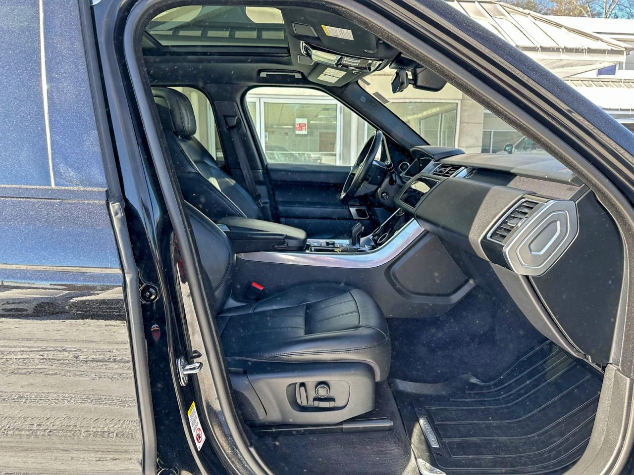 2020 LAND ROVER RANGE ROVER SPORT HSE photo 5