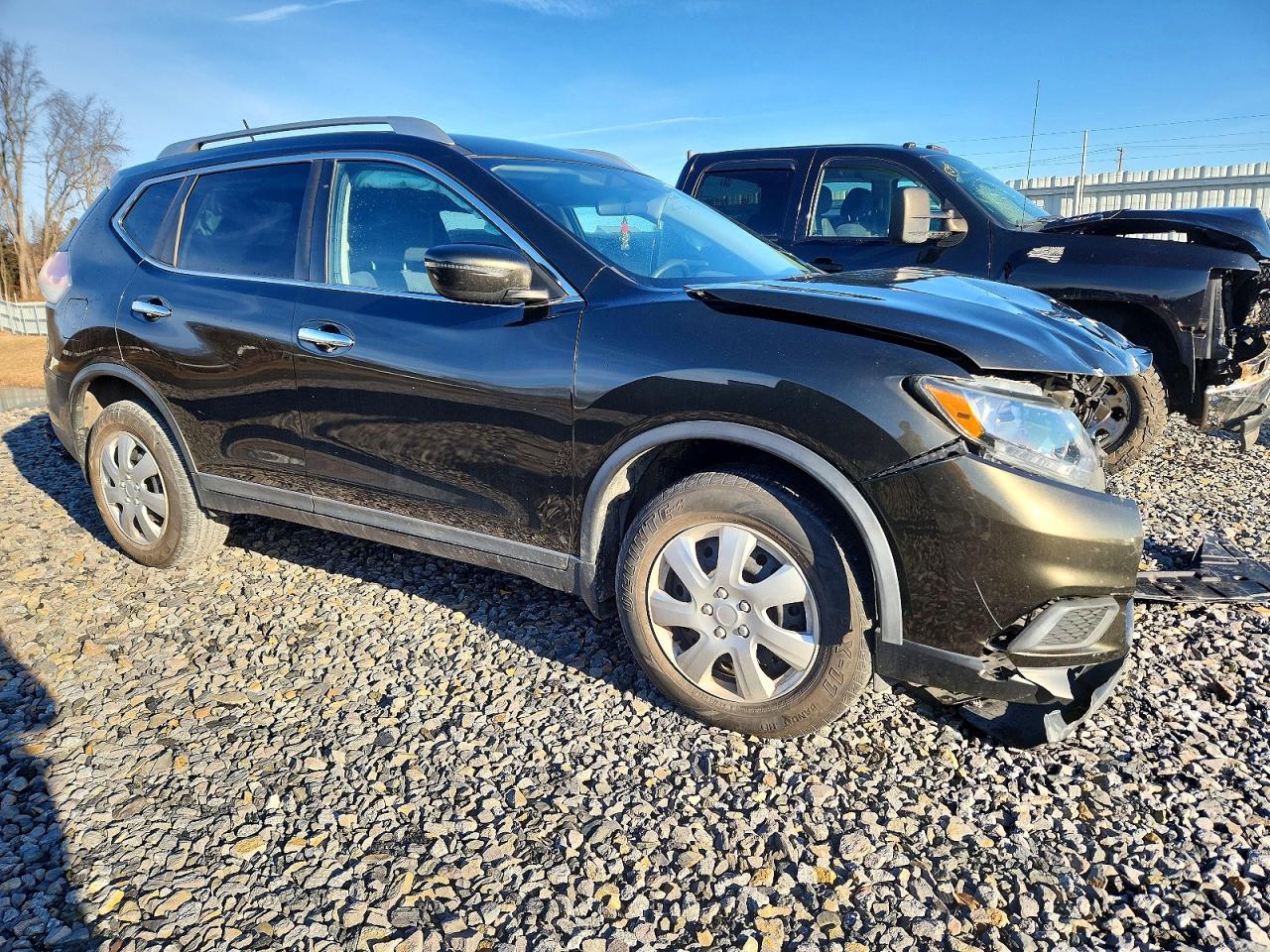 2016 NISSAN ROGUE S photo 4