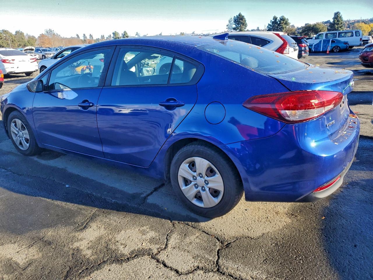 2018 KIA FORTE LX photo 2