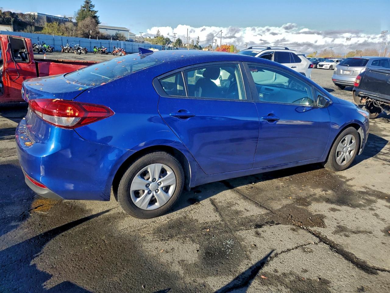 2018 KIA FORTE LX photo 3