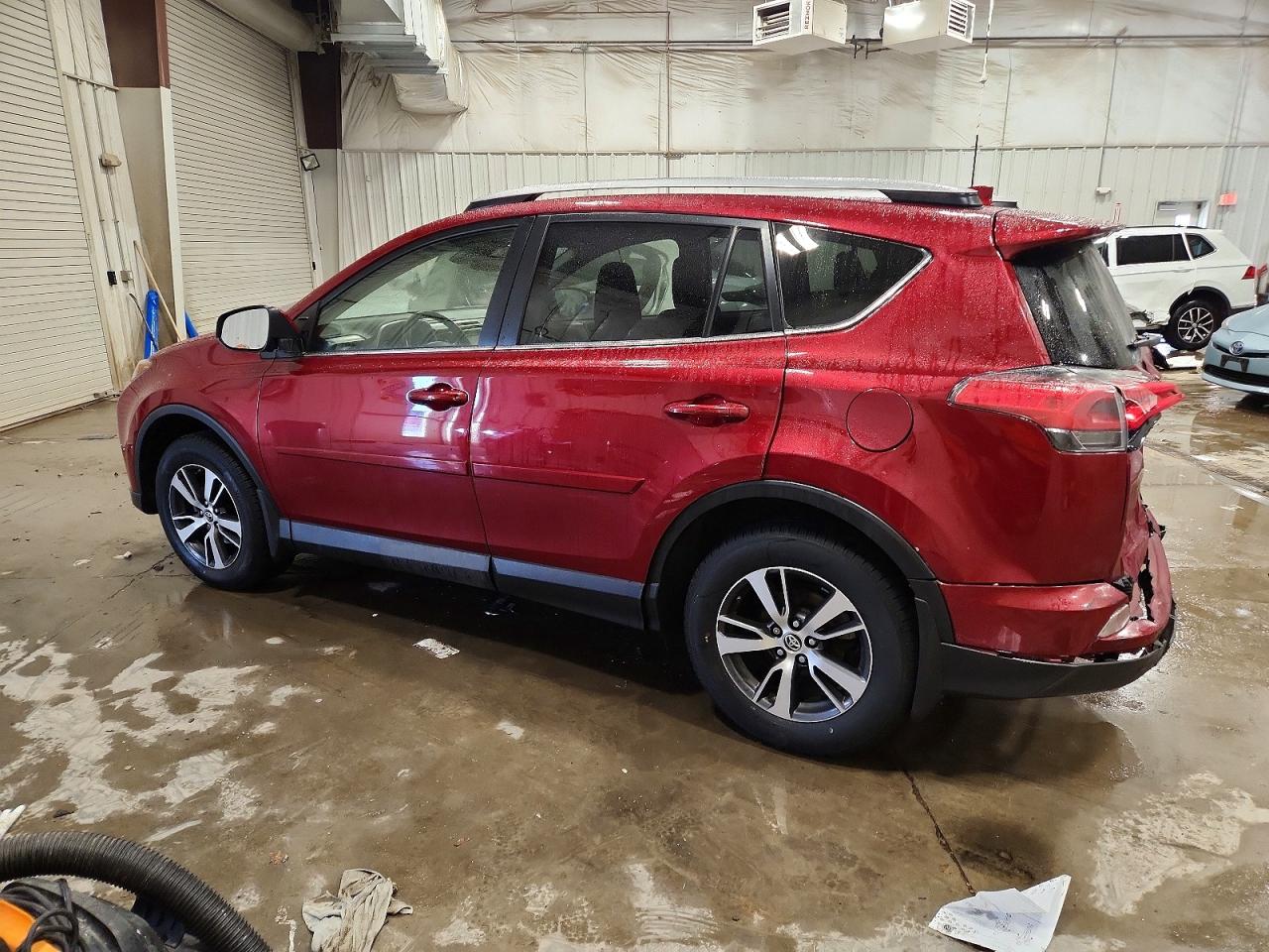 2018 TOYOTA RAV4 ADVENTURE photo 2