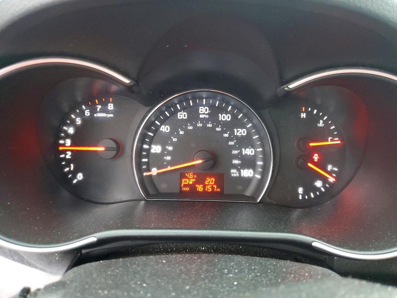 2015 KIA SORENTO LX photo 17