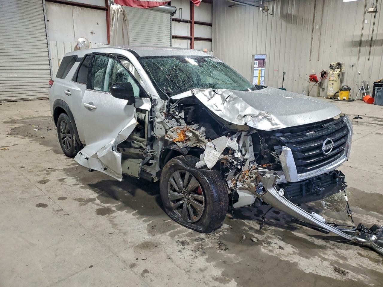 2023 NISSAN PATHFINDER S photo 10