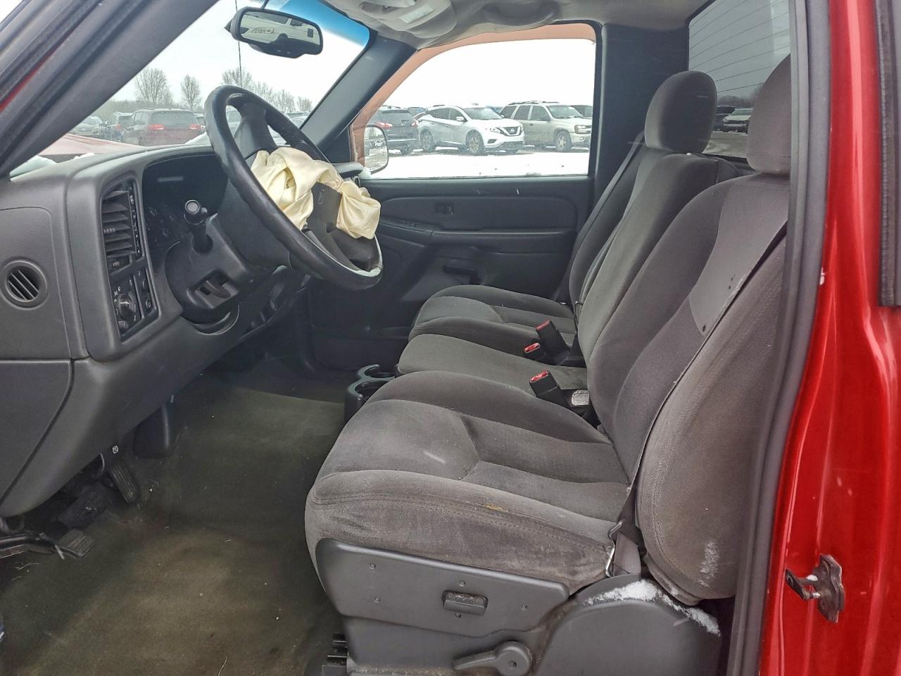 2004 GMC NEW SIERRA K1500 photo 7