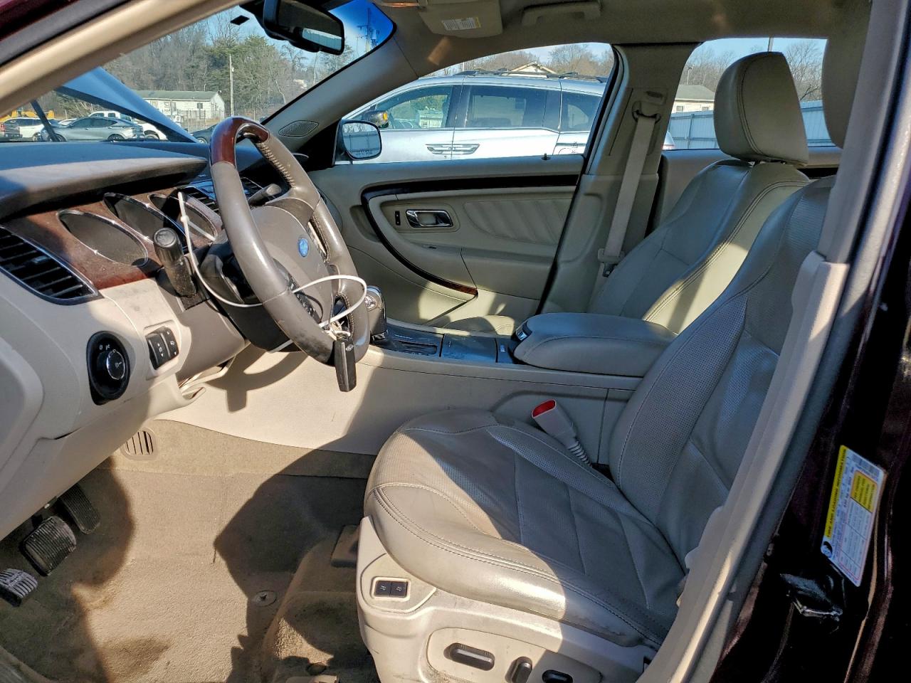 2011 FORD TAURUS LIMITED photo 7