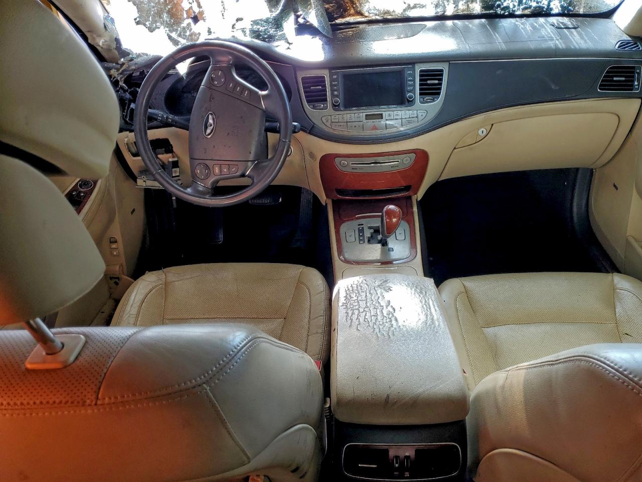 2012 HYUNDAI GENESIS 3.8L photo 8