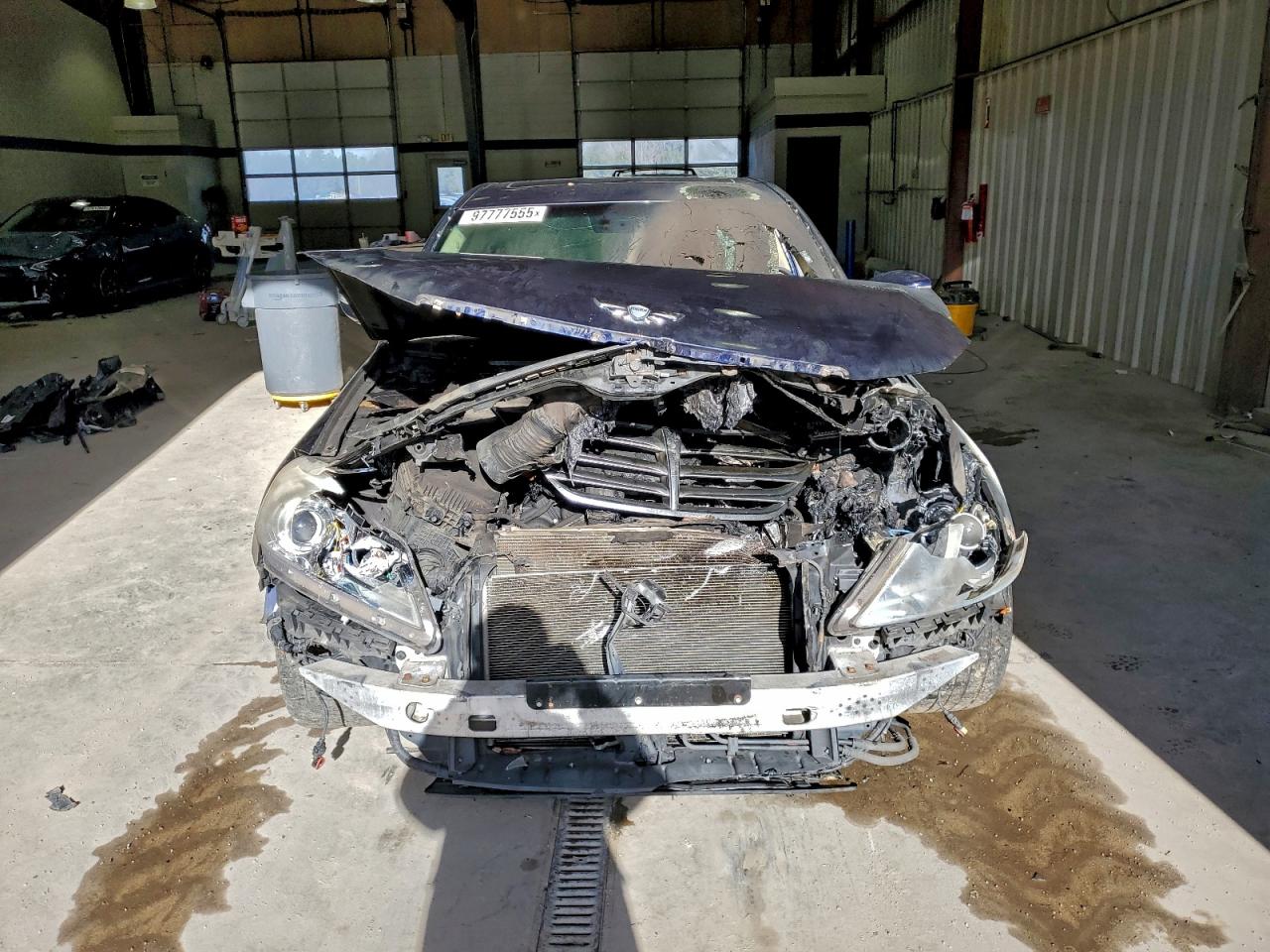 2012 HYUNDAI GENESIS 3.8L photo 5