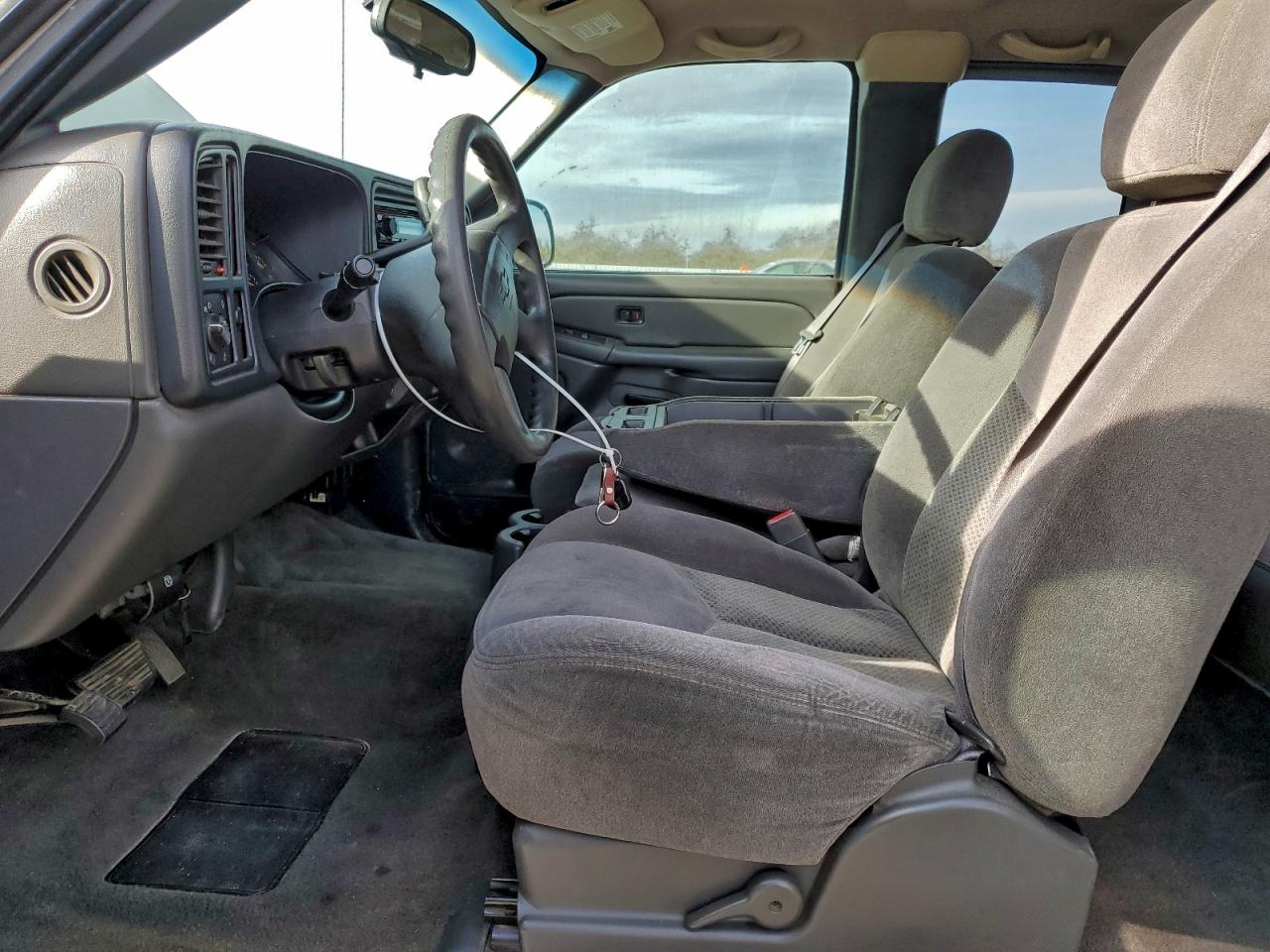2006 CHEVROLET SILVERADO C1500 photo 7