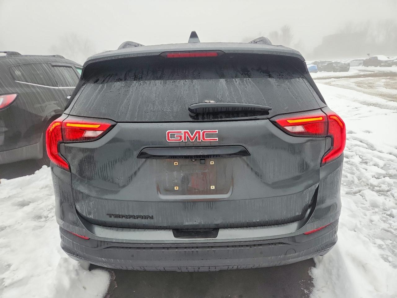 2019 GMC TERRAIN SLE photo 6